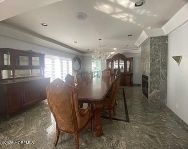 117 Brighton Avenue - Photo Thumbnail 5