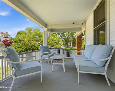 211 Cedar Avenue - Photo Thumbnail 2