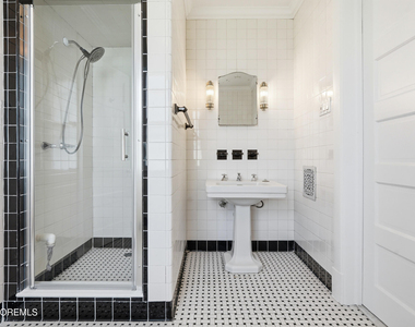 211 Cedar Avenue - Photo Thumbnail 35