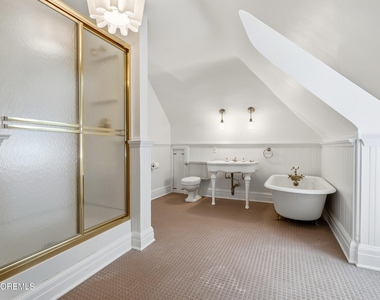 211 Cedar Avenue - Photo Thumbnail 36