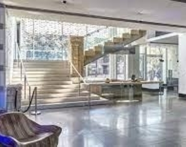 2408 Victory Park Lane - Photo Thumbnail 25