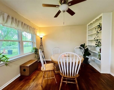 310 W 15th Street - Photo Thumbnail 24