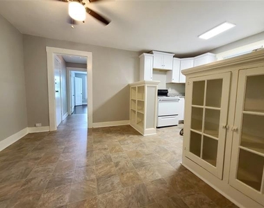 5734 Worth Street - Photo Thumbnail 10