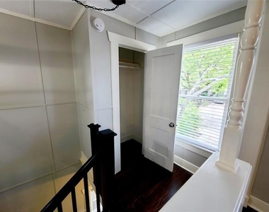 5734 Worth Street - Photo Thumbnail 5