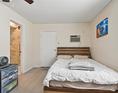 2106 Avalon Lane - Photo Thumbnail 31