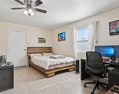 2106 Avalon Lane - Photo Thumbnail 29