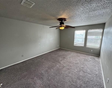 4612 Bellcrest Drive - Photo Thumbnail 32