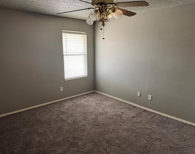 4612 Bellcrest Drive - Photo Thumbnail 21