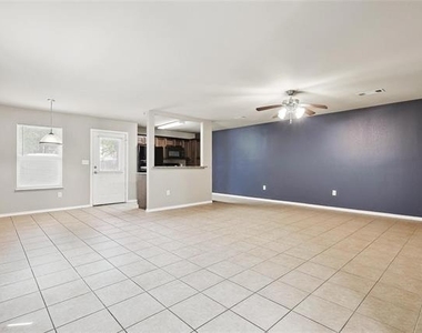 819 Parkplace Ridge - Photo Thumbnail 4