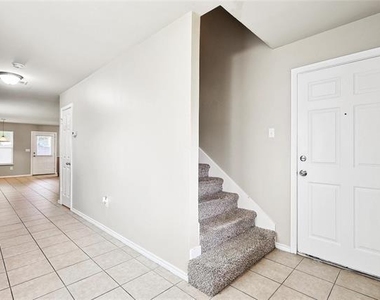 819 Parkplace Ridge - Photo Thumbnail 3