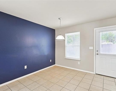 819 Parkplace Ridge - Photo Thumbnail 6