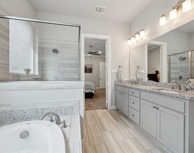 6936 Fairfield Lane - Photo Thumbnail 13