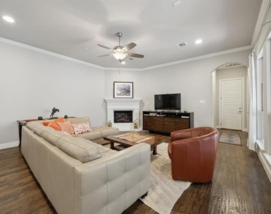 6936 Fairfield Lane - Photo Thumbnail 5