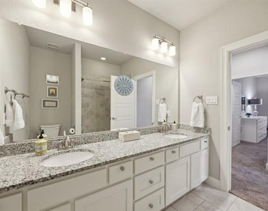 6936 Fairfield Lane - Photo Thumbnail 22