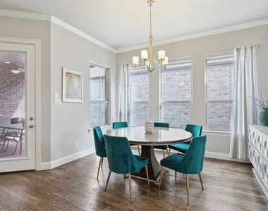 6936 Fairfield Lane - Photo Thumbnail 4