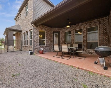 6936 Fairfield Lane - Photo Thumbnail 24