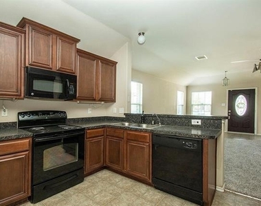 4032 Eagle Drive - Photo Thumbnail 6