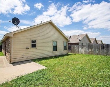 4032 Eagle Drive - Photo Thumbnail 17