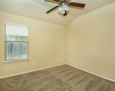 4032 Eagle Drive - Photo Thumbnail 8