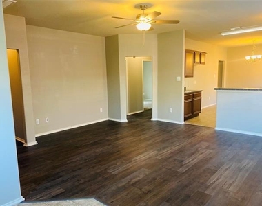 4032 Eagle Drive - Photo Thumbnail 2