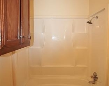 122 Country Bend Drive - Photo Thumbnail 9