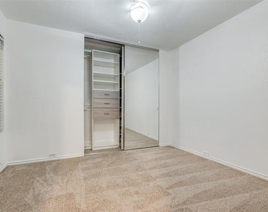 4147 Rosser Square - Photo Thumbnail 9
