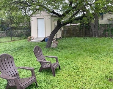 389 W Sloan Street - Photo Thumbnail 12