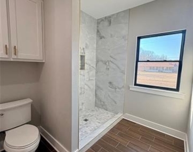2713 Stone Briar Drive - Photo Thumbnail 30