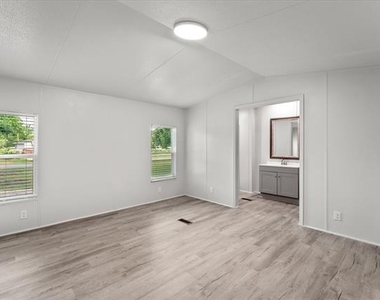 367 Box Road - Photo Thumbnail 11