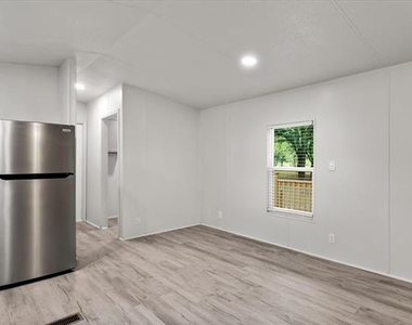 367 Box Road - Photo Thumbnail 7