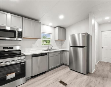367 Box Road - Photo Thumbnail 9