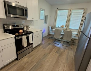 5105 Greywing Drive - Photo Thumbnail 4