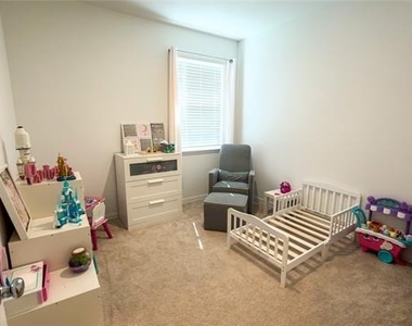 5105 Greywing Drive - Photo Thumbnail 10