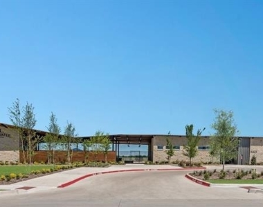 5105 Greywing Drive - Photo Thumbnail 15