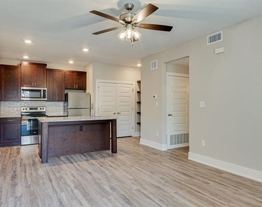 115 W Jones - Photo Thumbnail 2