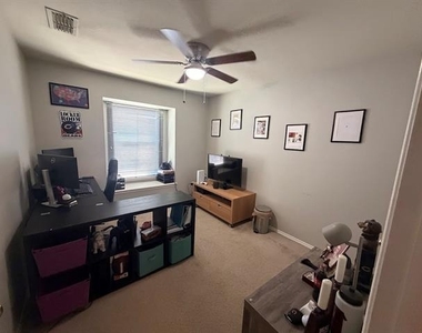 9120 Bedford Lane - Photo Thumbnail 15