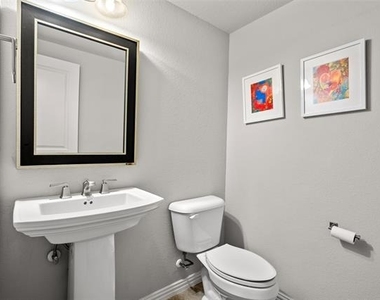 7600 Glenwick - Photo Thumbnail 35