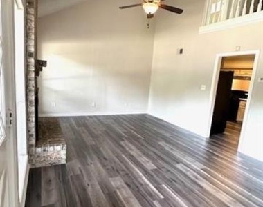 4119 Spring Meadow Lane - Photo Thumbnail 3