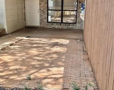4119 Spring Meadow Lane - Photo Thumbnail 23