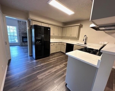 4119 Spring Meadow Lane - Photo Thumbnail 8