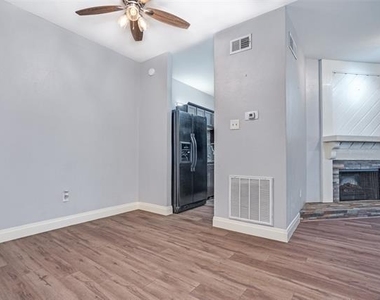 9254 Forest Lane - Photo Thumbnail 13