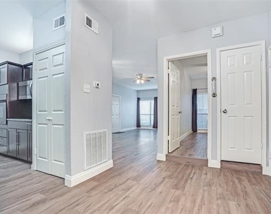 9254 Forest Lane - Photo Thumbnail 14