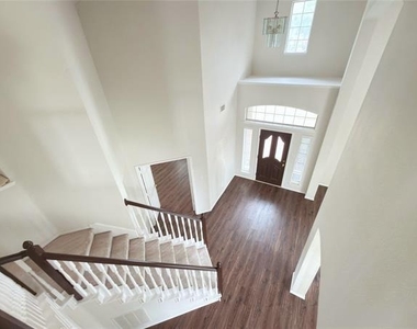 1196 Winnipeg Drive - Photo Thumbnail 19