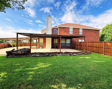1196 Winnipeg Drive - Photo Thumbnail 5