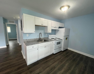 1109 Nw 6th Avenue - Photo Thumbnail 4