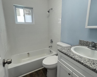 1109 Nw 6th Avenue - Photo Thumbnail 7