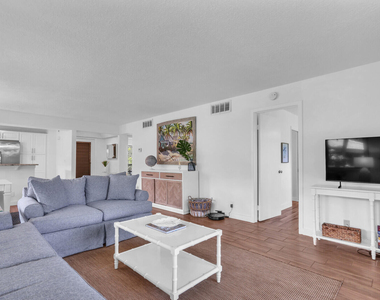 632 Brackenwood Cove - Photo Thumbnail 14