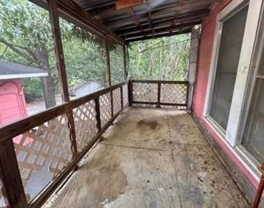 342 Prospect Street - Photo Thumbnail 7