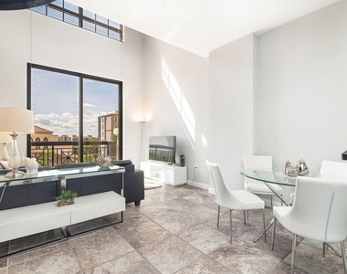 801 S Olive Avenue - Photo Thumbnail 1