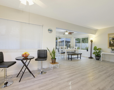 466 Tequesta Drive - Photo Thumbnail 13